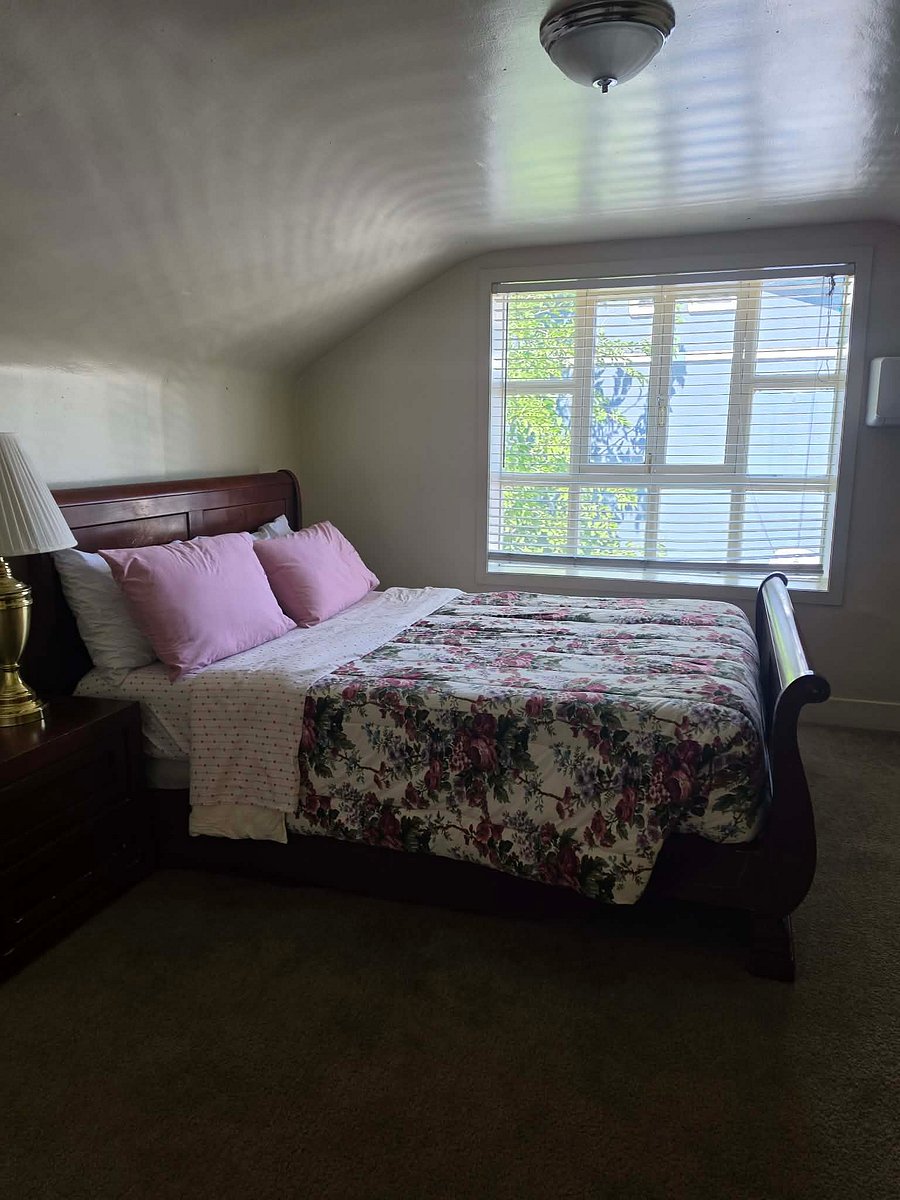 Furnished Finder property 811700_1 photo 9