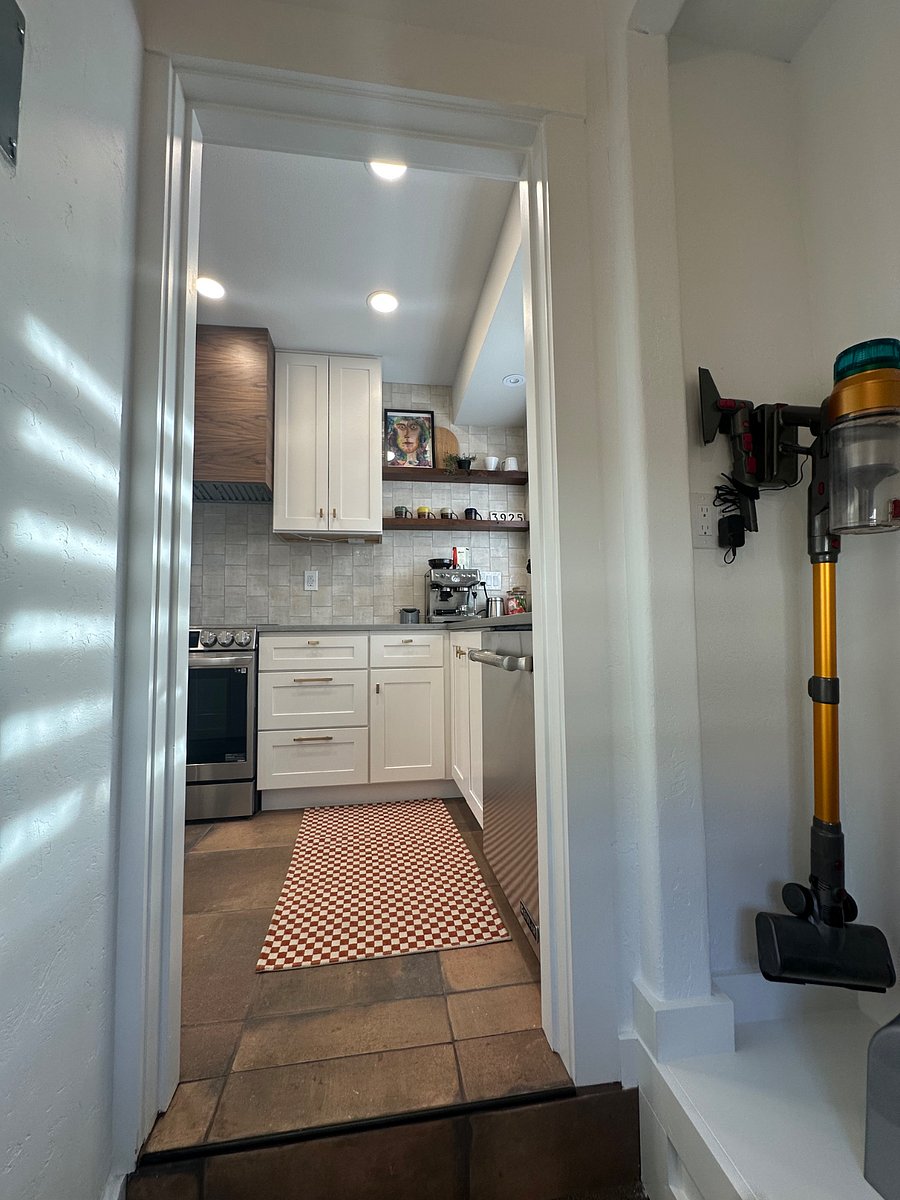 Furnished Finder property 811781_1 photo 12