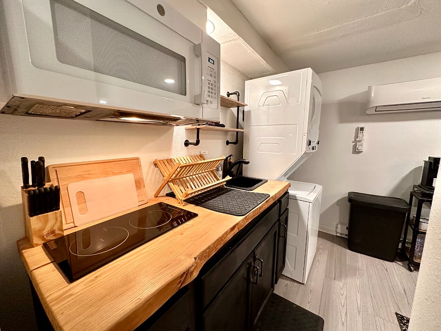 new smart cook top microwave and brand new washer dryer