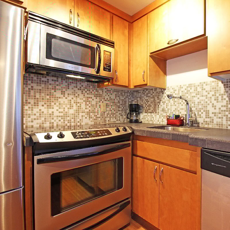 Stainless steel appliances w/dishwasher.
