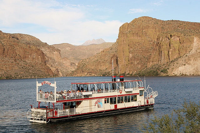 Dolly Paddle boat 