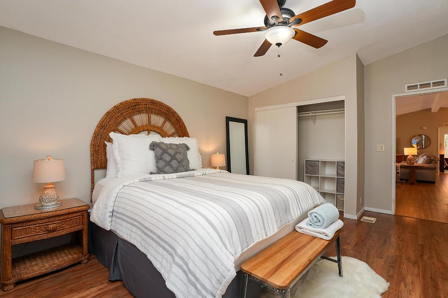 Bedroom 2 W/Queen Bed
