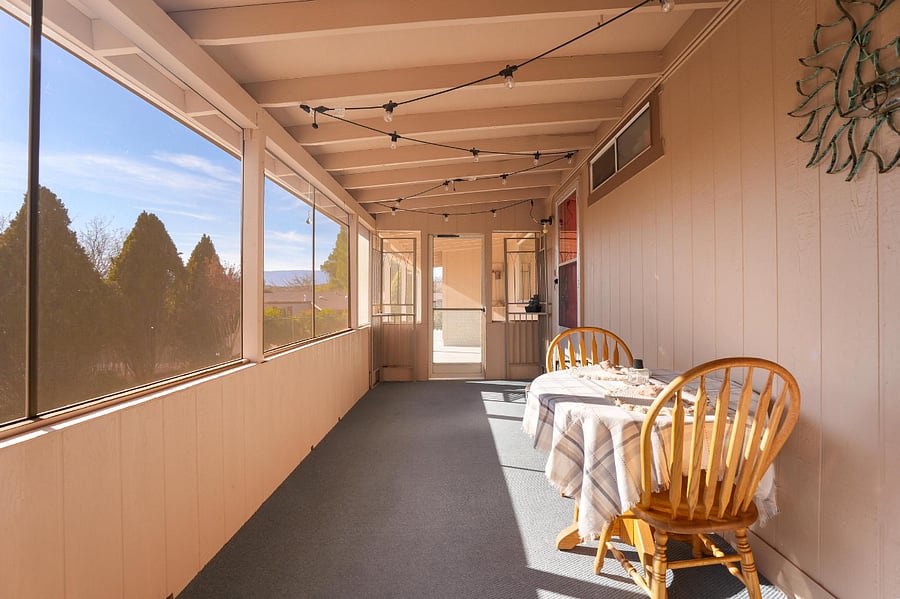 Enjoy your meals outside in the screened-in Arizona room, with warm ambient lightly for beautiful evenings out. 