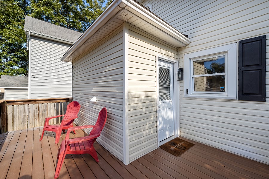 Sun deck