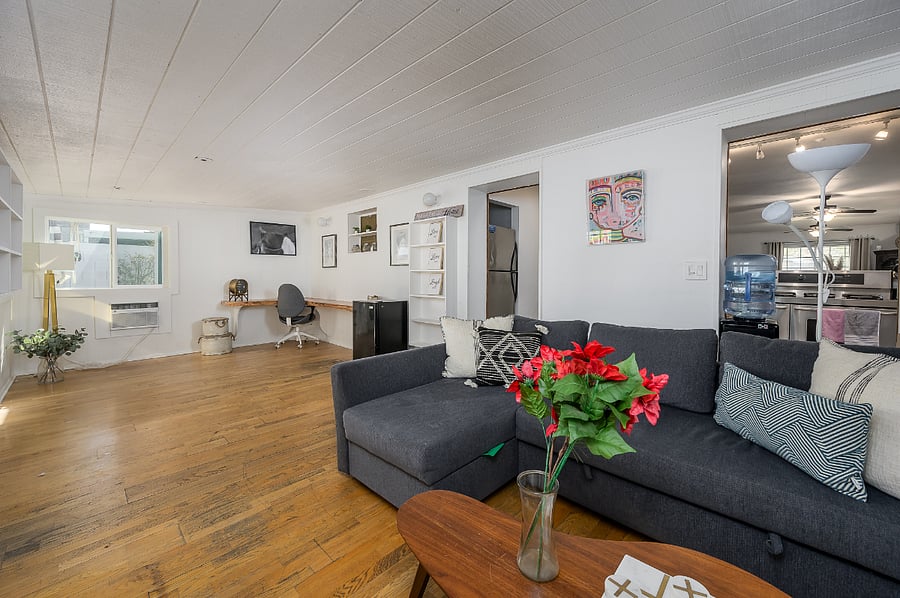 Furnished Finder property 812024_1 photo 25
