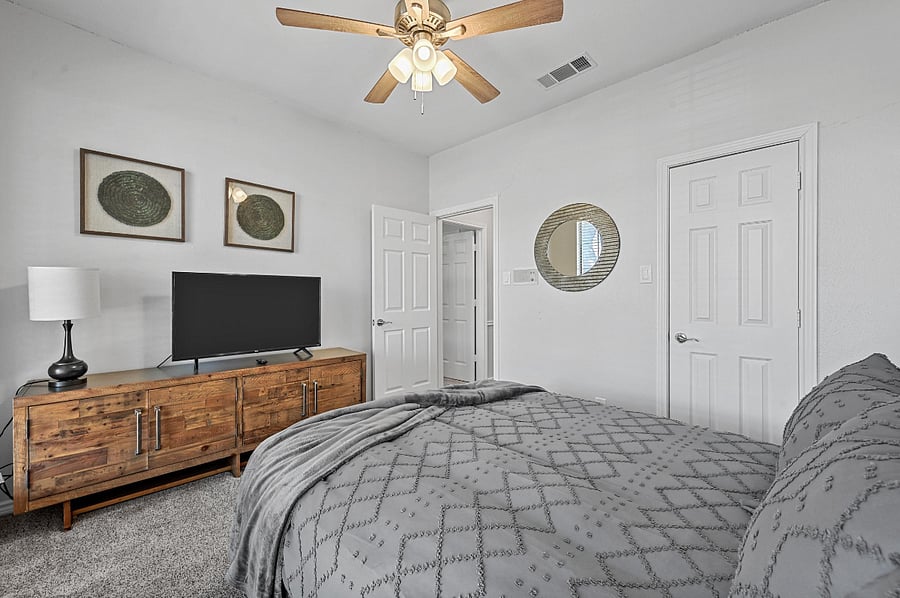 Furnished Finder property 812065_1 photo 12