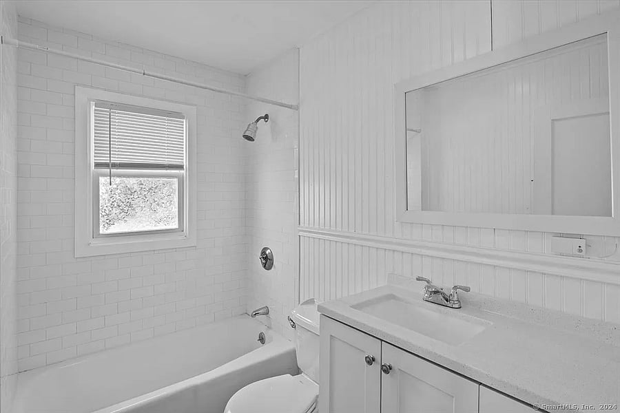 Furnished Finder property 812096_1 photo 10