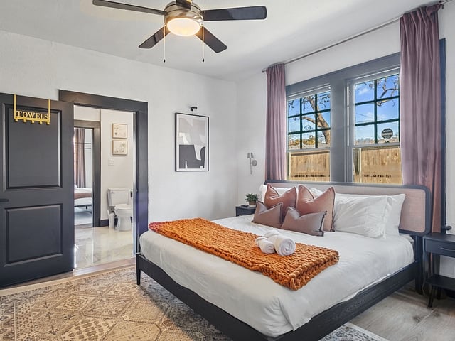 Furnished Finder property 812097_1 photo 7