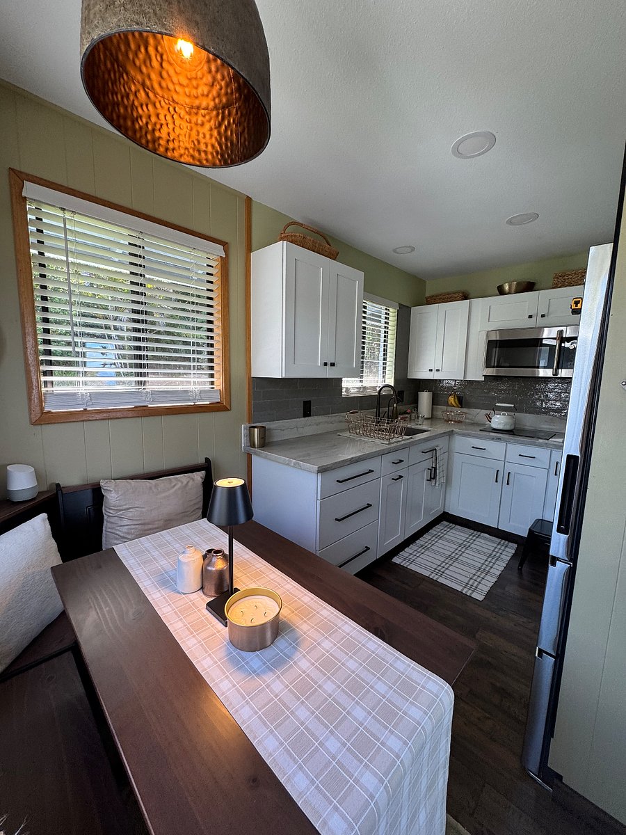 Furnished Finder property 812106_1 photo 4