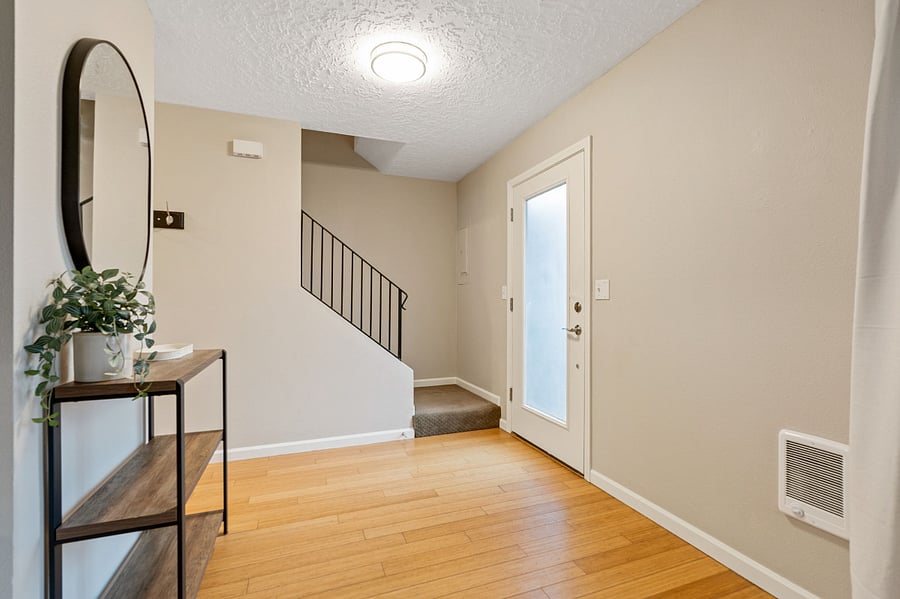 Furnished Finder property 812110_1 photo 7