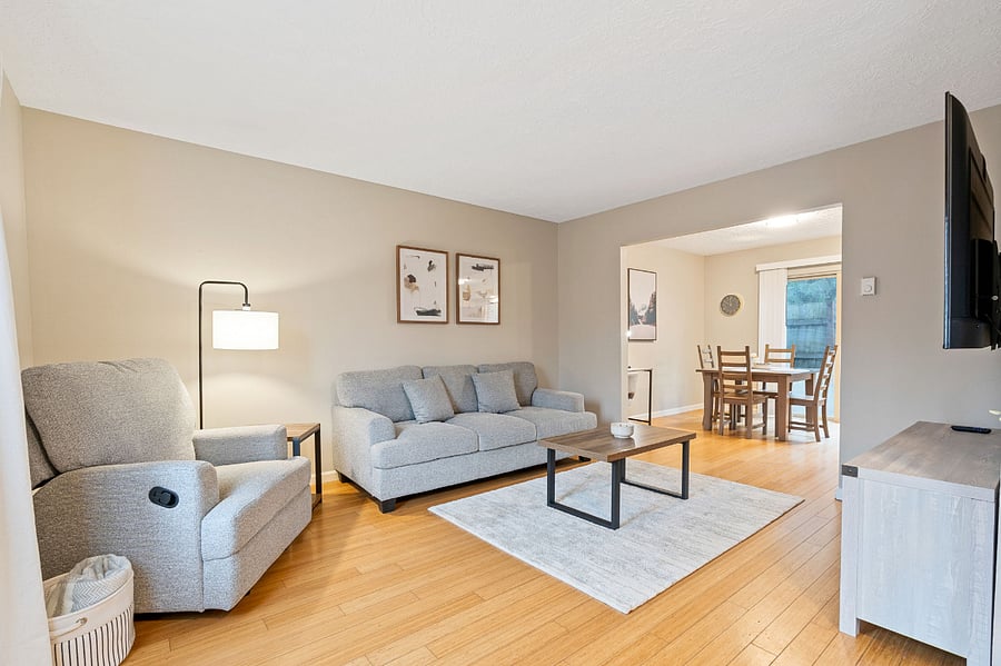 Furnished Finder property 812110_1 photo 2