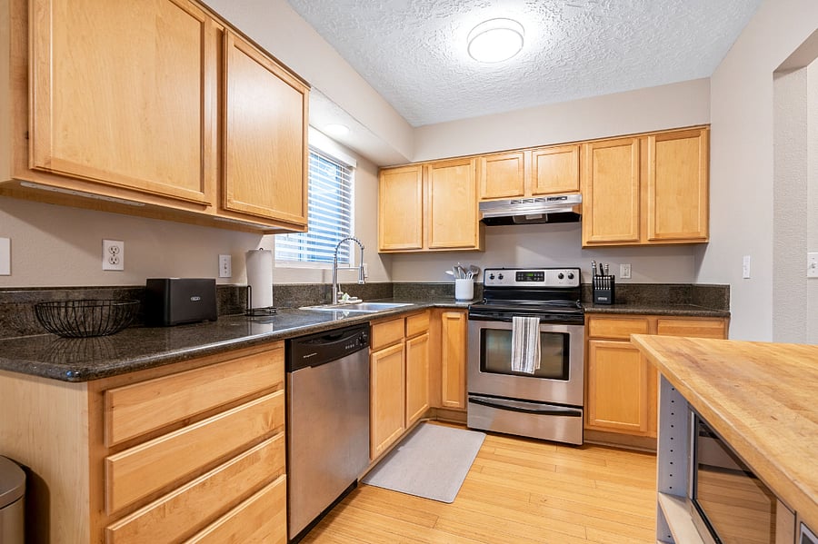 Furnished Finder property 812110_1 photo 8