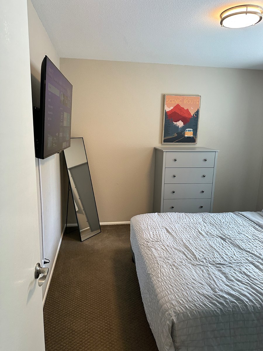 Furnished Finder property 812110_1 photo 37