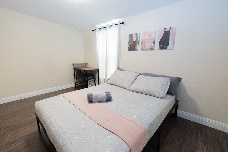 Furnished Finder property 812113_1 photo 16