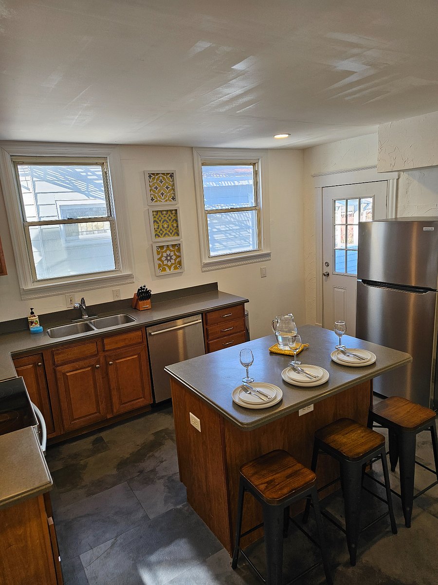 Furnished Finder property 812135_1 photo 17