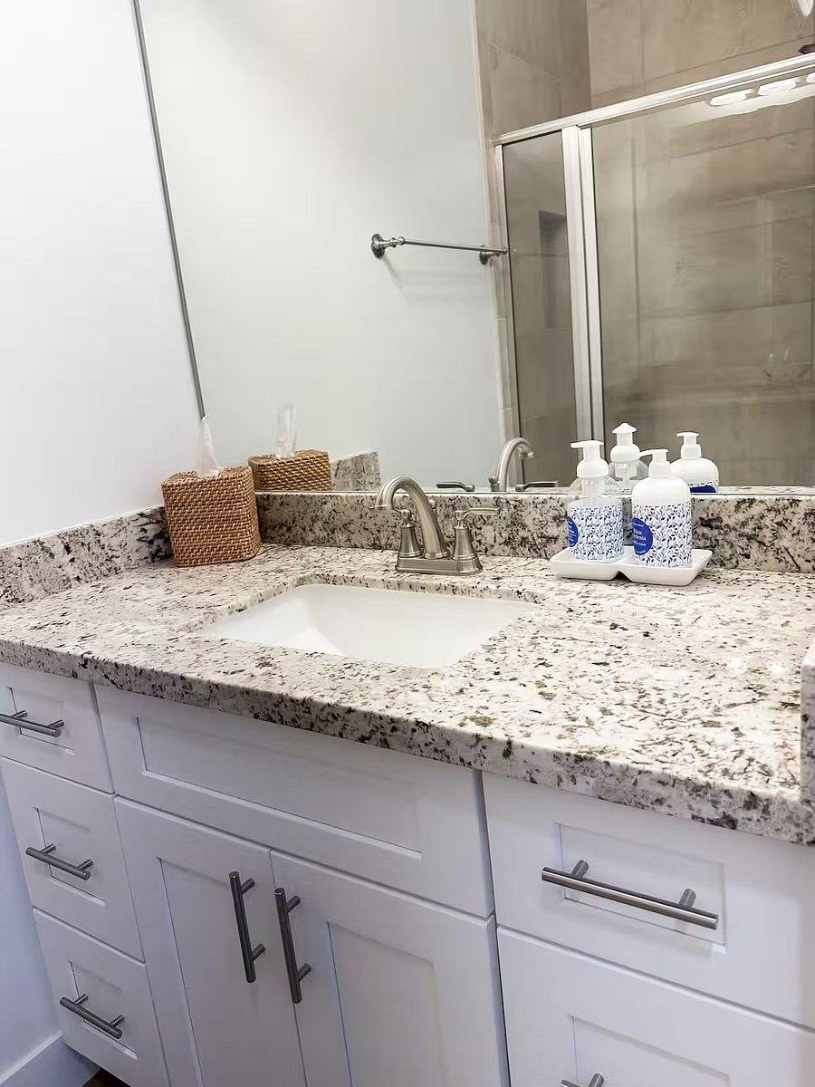 Furnished Finder property 812136_2 photo 9