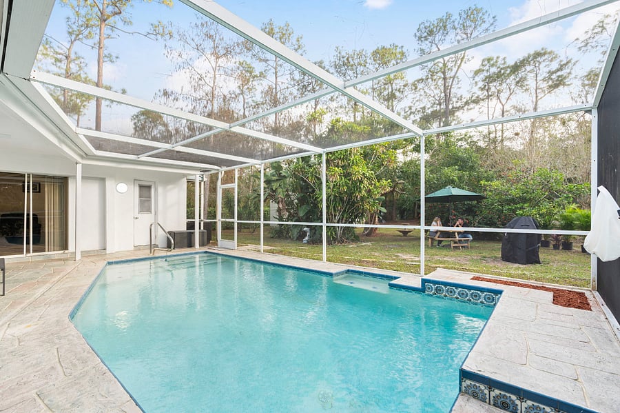 Furnished Finder property 812196_1 photo 5