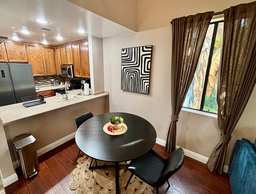 Furnished Finder property 812207_1 photo 3