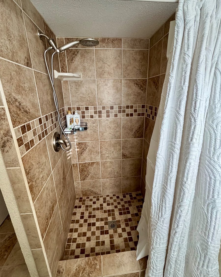 Furnished Finder property 812207_1 photo 21