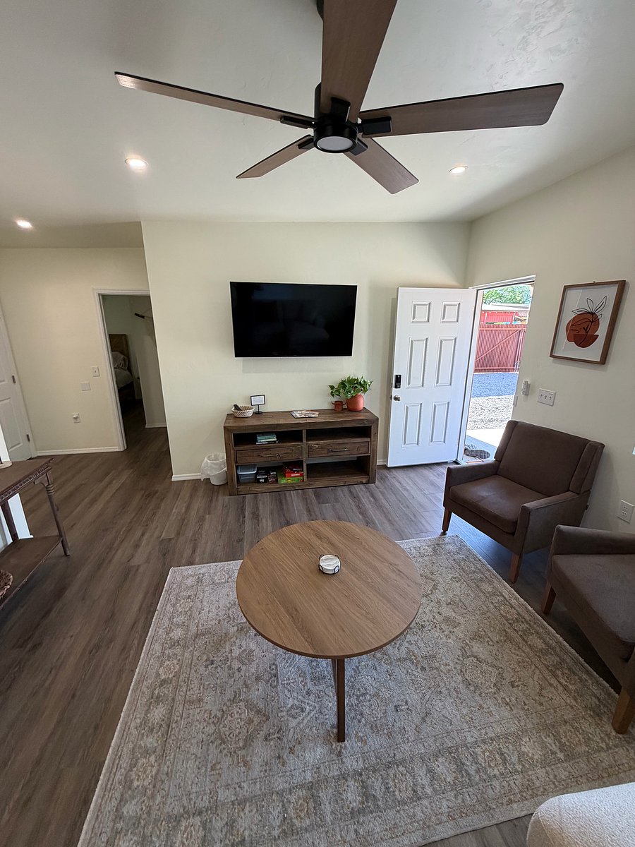 Furnished Finder property 812212_1 photo 4