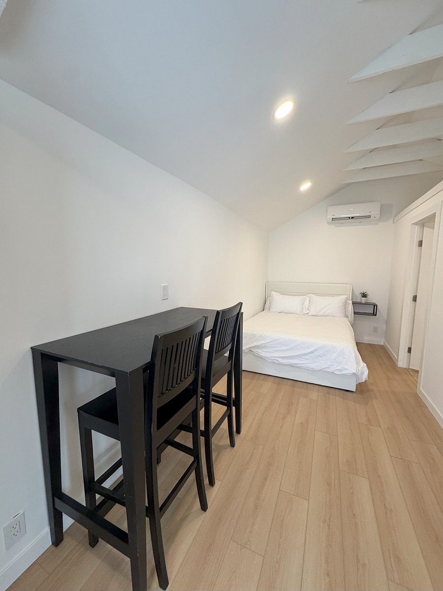 Furnished Finder property 812218_1 photo 15