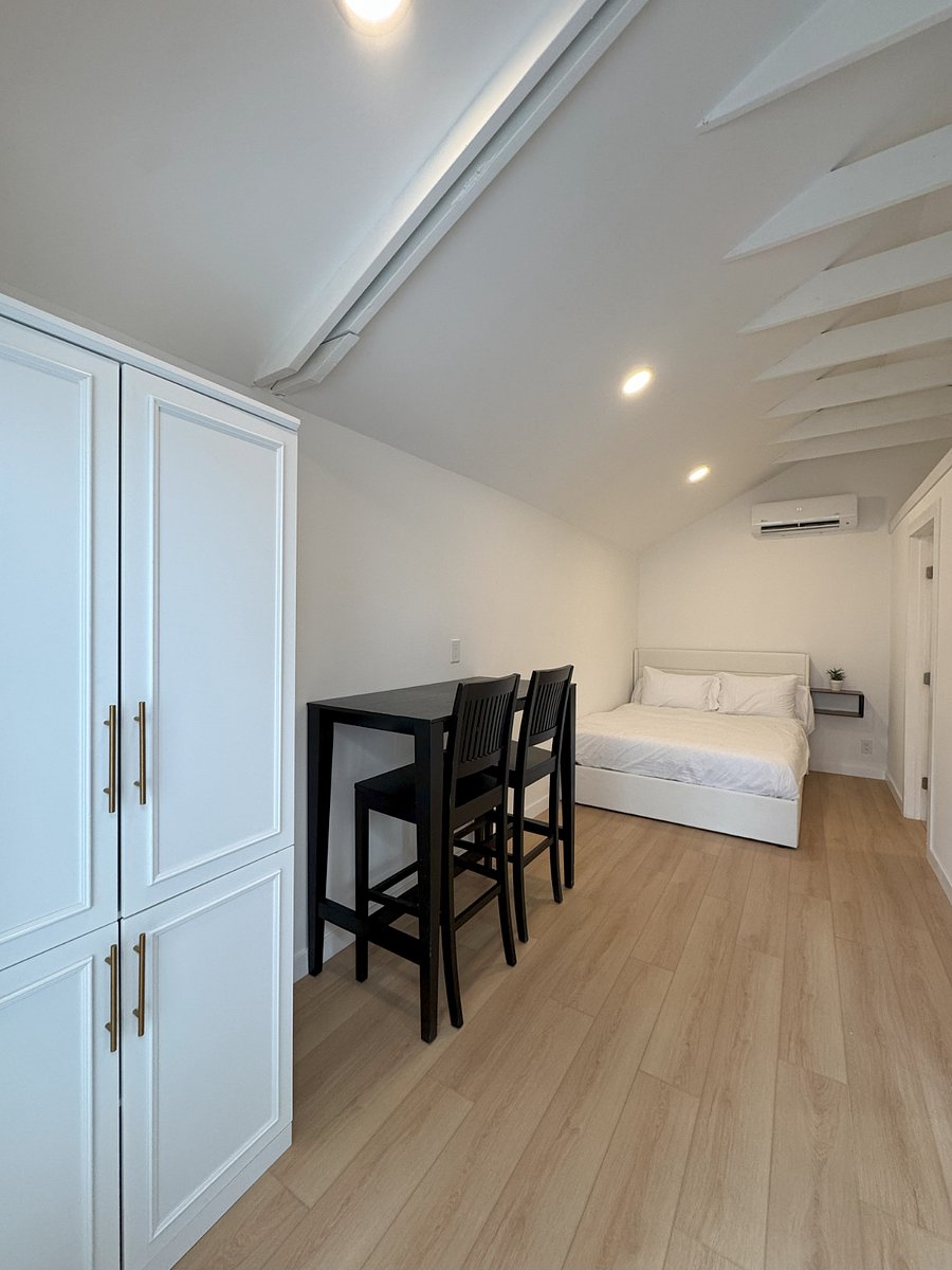 Furnished Finder property 812218_1 photo 16
