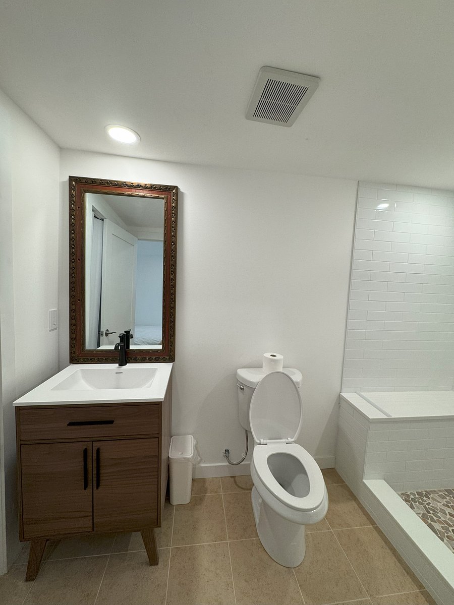 Furnished Finder property 812218_1 photo 17