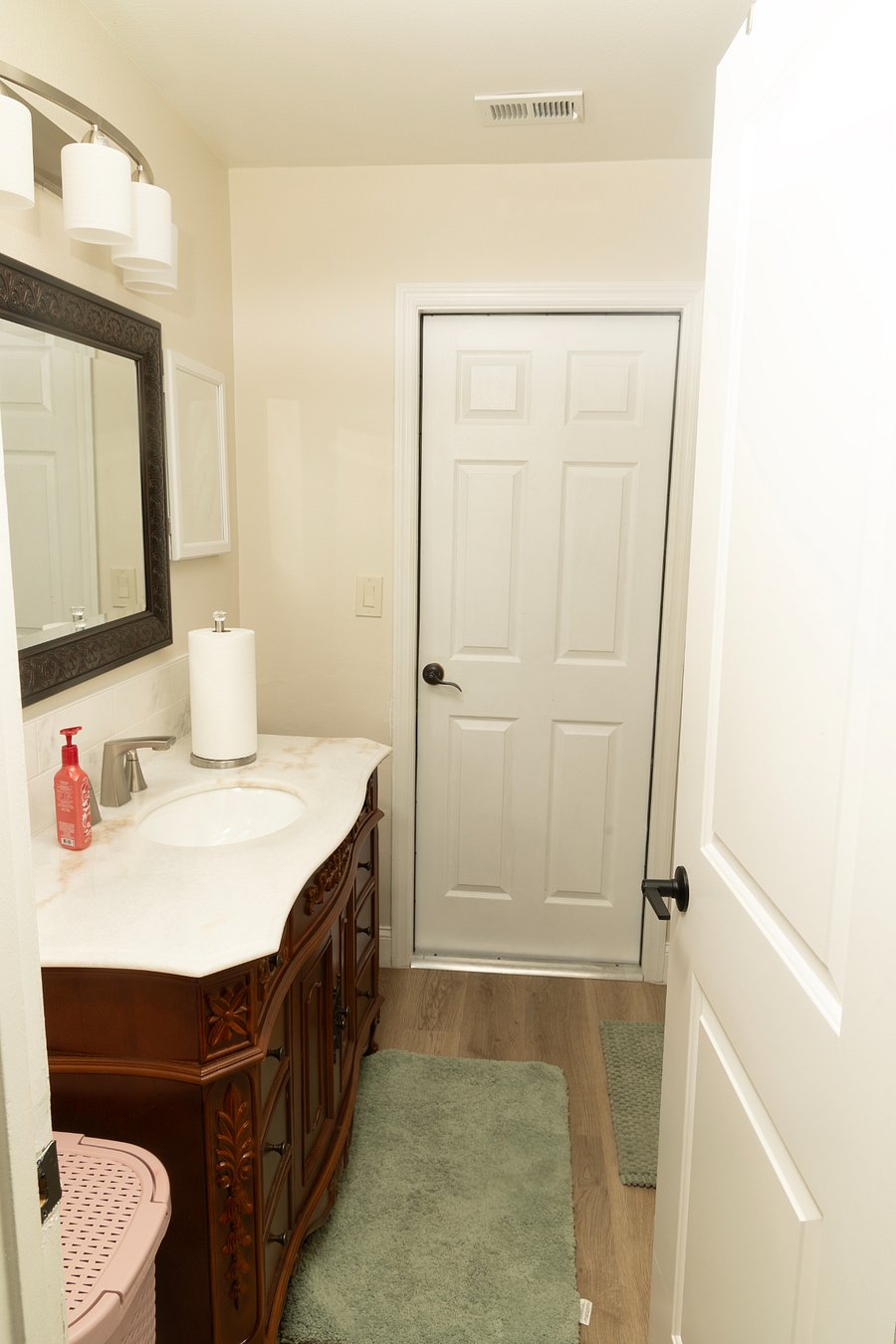 Furnished Finder property 812302_1 photo 29