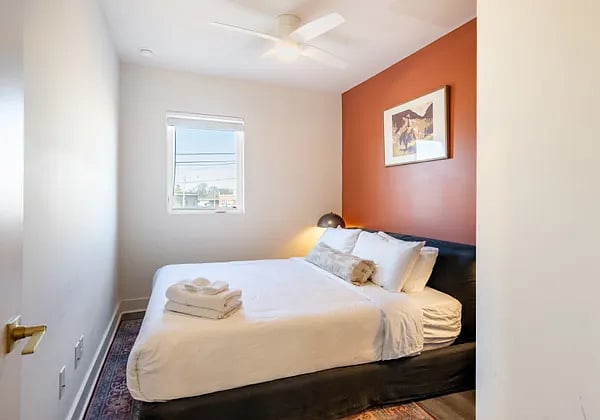 Furnished Finder property 812303_10 photo 21