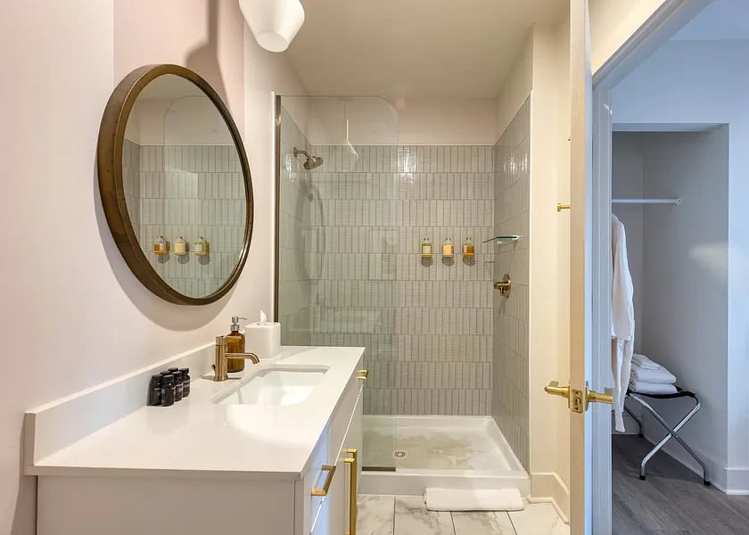 Furnished Finder property 812303_15 photo 26