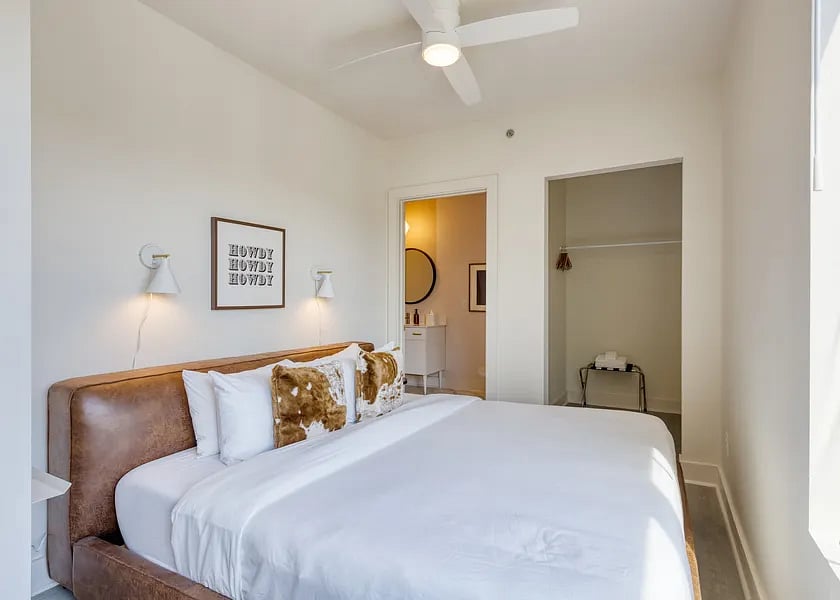 Furnished Finder property 812303_15 photo 16