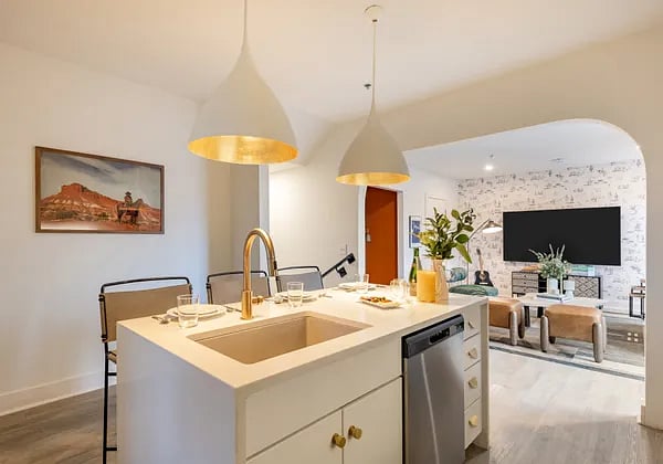Furnished Finder property 812303_16 photo 13