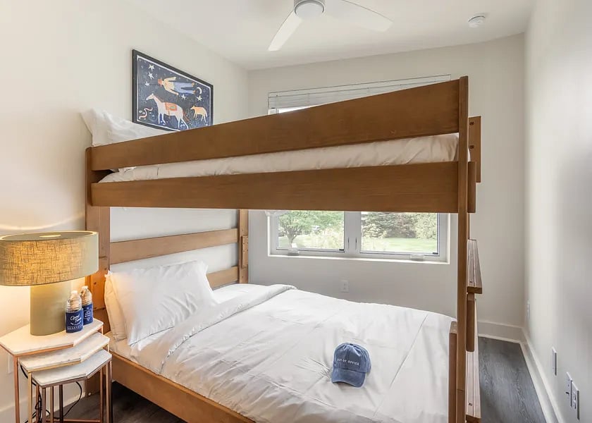 Furnished Finder property 812303_17 photo 18