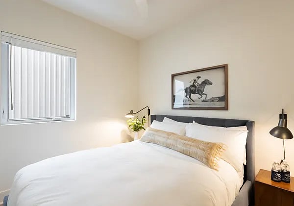 Furnished Finder property 812303_17 photo 20