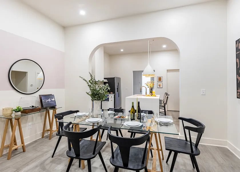 Furnished Finder property 812303_18 photo 16