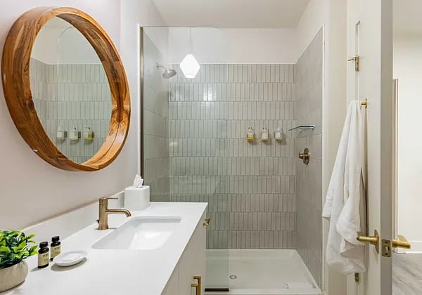 Furnished Finder property 812303_19 photo 35