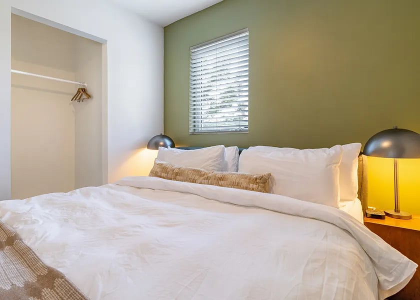 Furnished Finder property 812303_5 photo 3
