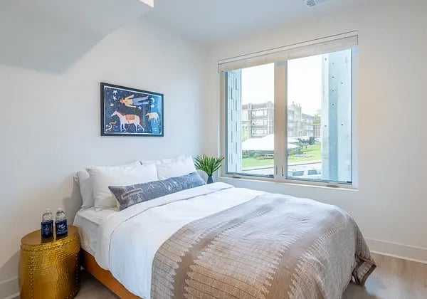 Furnished Finder property 812303_8 photo 13