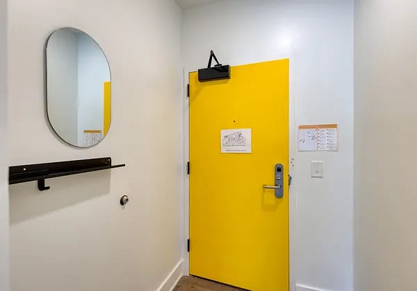 Furnished Finder property 812305_13 photo 21
