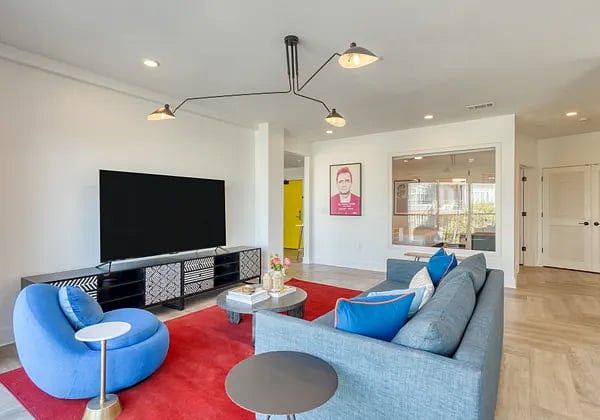 Furnished Finder property 812305_18 photo 3