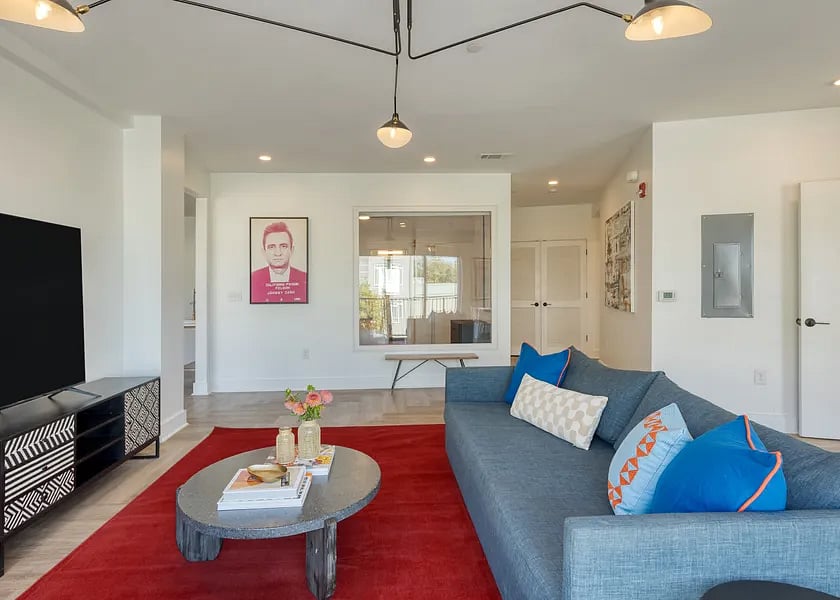 Furnished Finder property 812305_18 photo 29