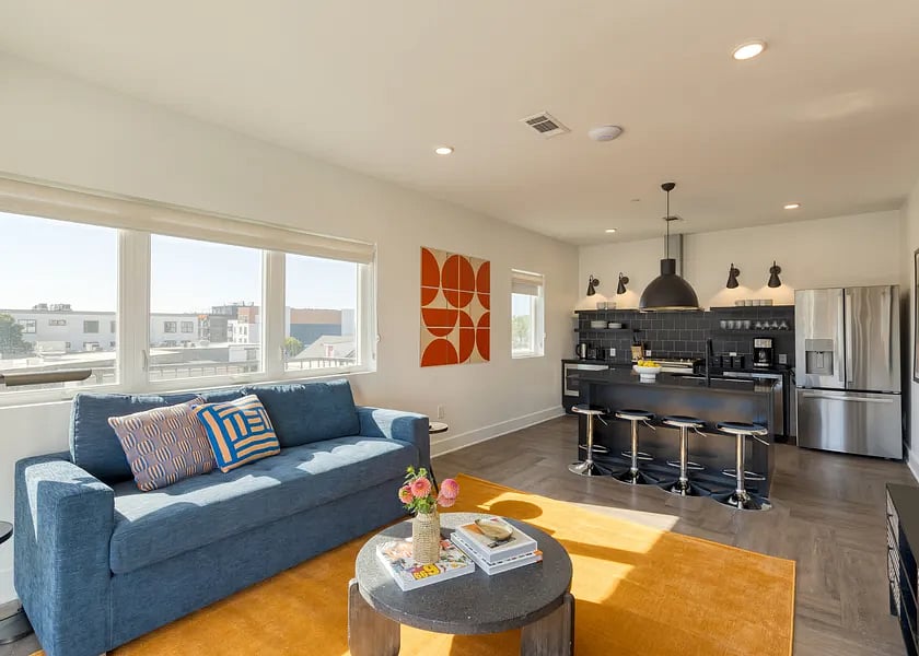 Furnished Finder property 812305_19 photo 3