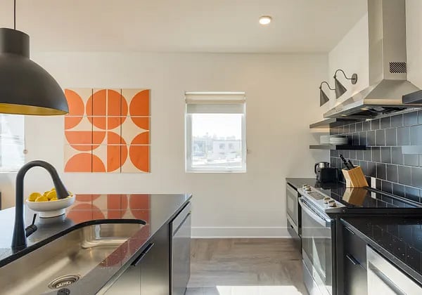Furnished Finder property 812305_19 photo 9