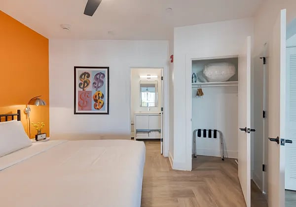 Furnished Finder property 812305_21 photo 22