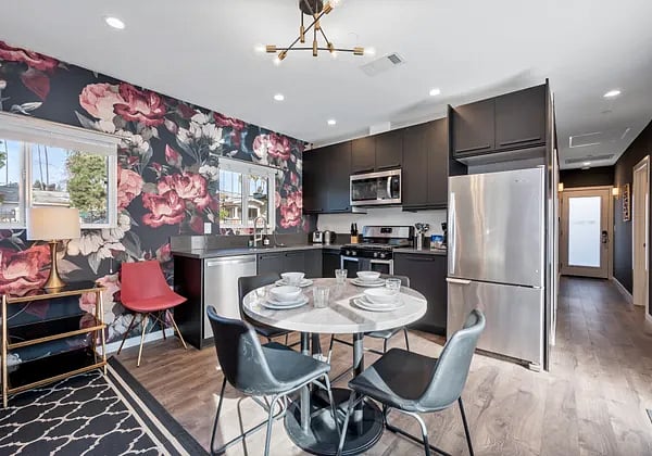 Furnished Finder property 812312_1 photo 8