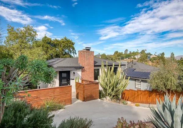 Furnished Finder property 812317_1 photo 18