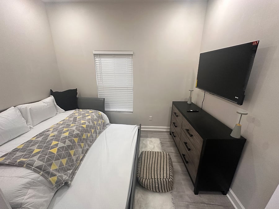Furnished Finder property 812327_2 photo 9