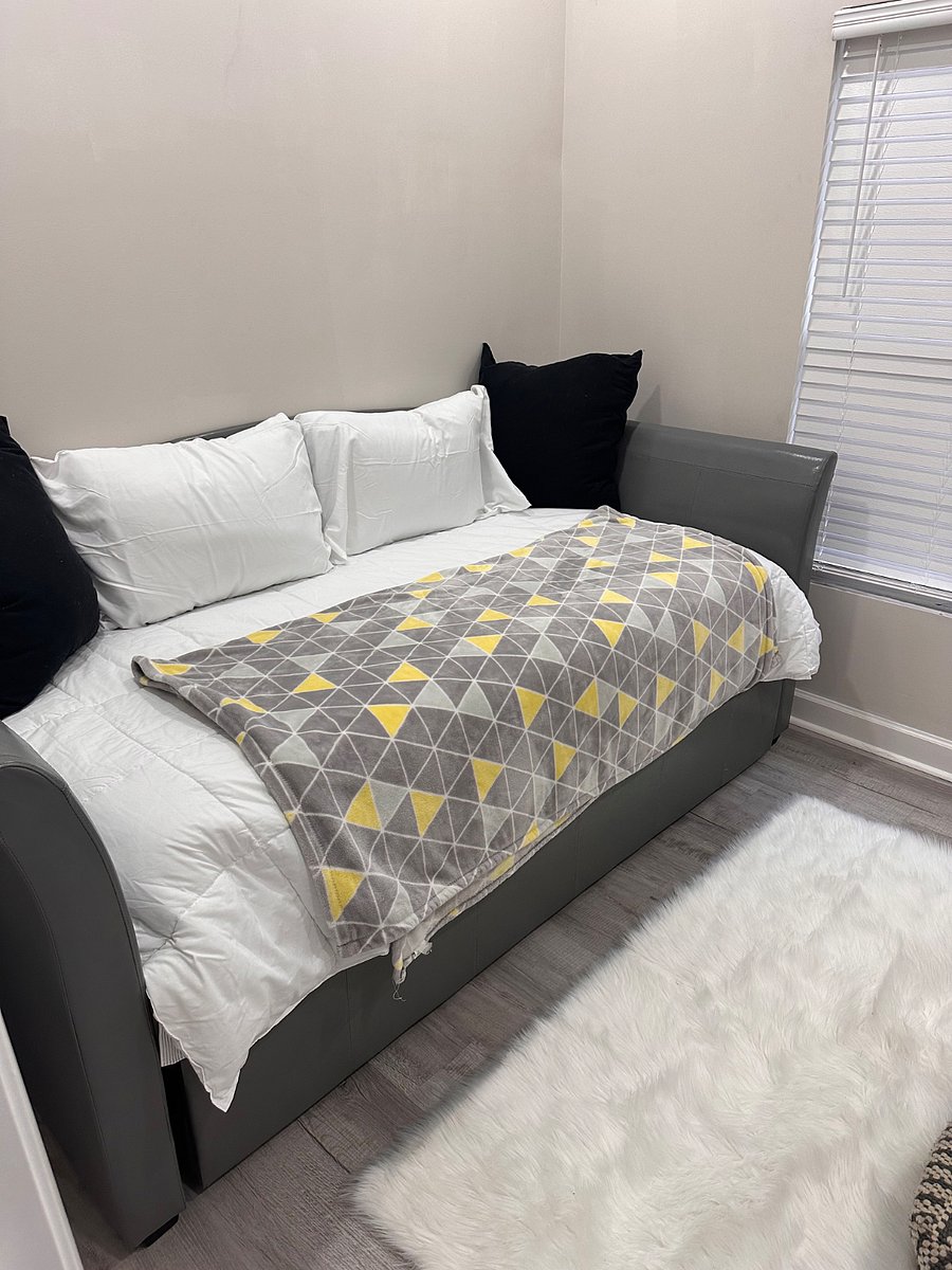 Furnished Finder property 812327_2 photo 15
