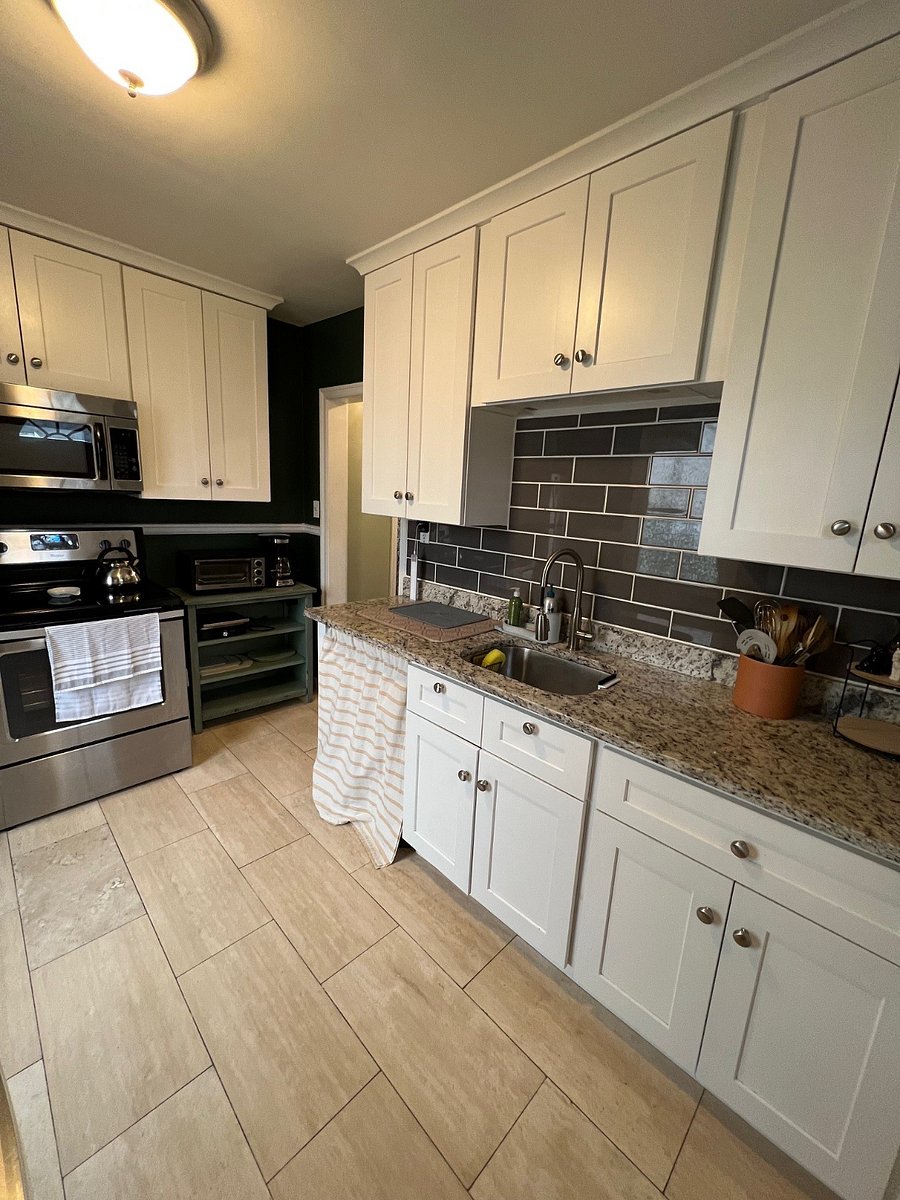 Furnished Finder property 812355_1 photo 11