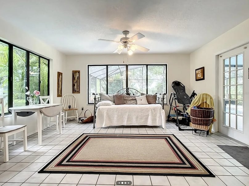 Sunroom with access to pool